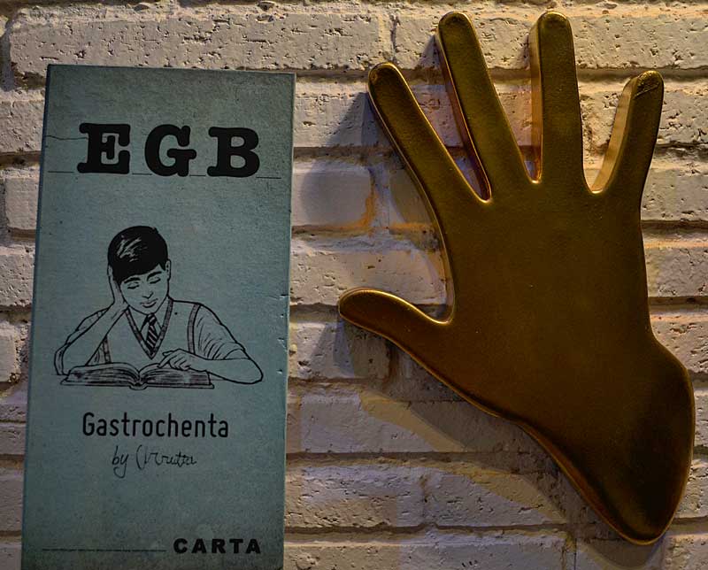 Foto de la decoración del EGB Gastrochenta en Gijón, propiedad de Alejandro Urrutia Foto de la decoración del EGB Gastrochenta en Gijón, propiedad de Alejandro Urrutia